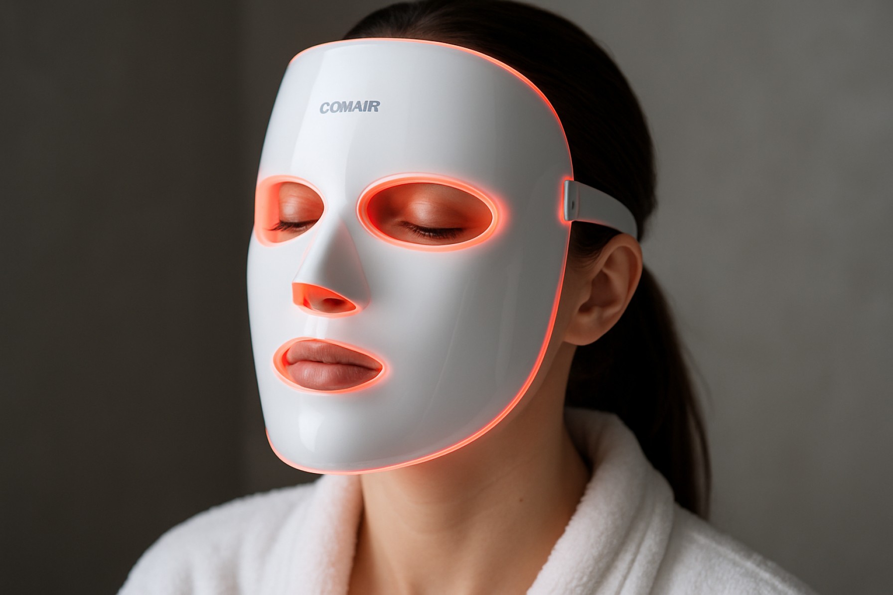 Game-Changer in Skincare: Why CONAIR’s LED Face Mask Is the Must-Have Beauty Gadget of 2025